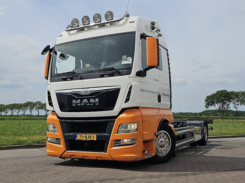 MAN 18.400 TGX XLX 4X2 2T LIFT INT. - Kamion za prevoz kontejnera/ Kamion sa promenjivim sandukom: slika 1 MAN 18.400 TGX XLX 4X2 2T LIFT INT. - Kamion za prevoz kontejnera/ Kamion sa promenjivim sandukom: slika 1