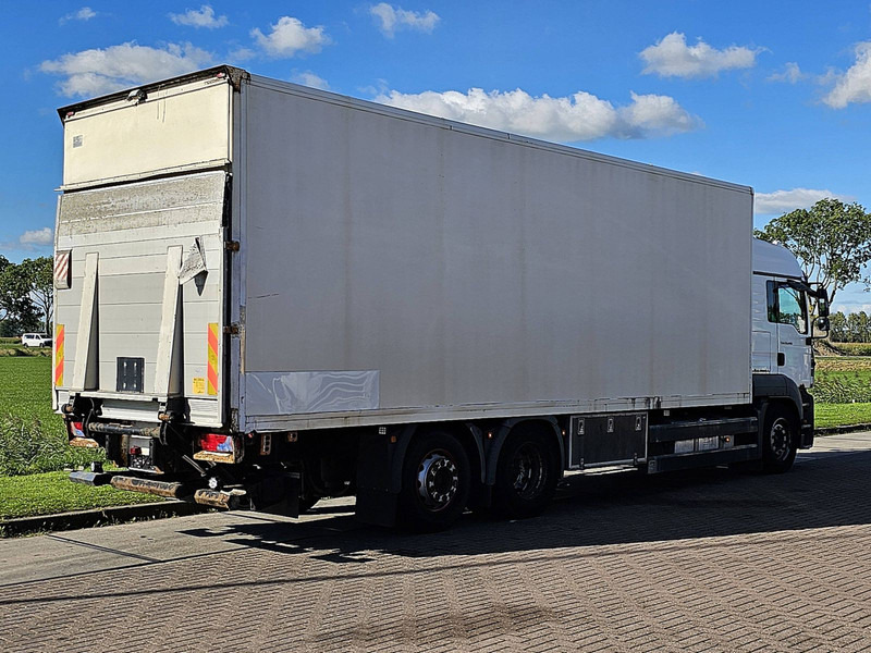 MAN 26.440 TGA LX 6X2 SIDE DOORS - Kamion sa zatvorenim sandukom: slika 3 MAN 26.440 TGA LX 6X2 SIDE DOORS - Kamion sa zatvorenim sandukom: slika 3