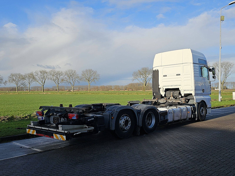 MAN 26.440 TGA XXL 6X2 TAILLIFT - Kamion za prevoz kontejnera/ Kamion sa promenjivim sandukom: slika 3 MAN 26.440 TGA XXL 6X2 TAILLIFT - Kamion za prevoz kontejnera/ Kamion sa promenjivim sandukom: slika 3