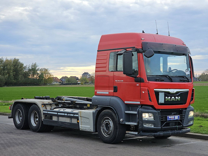 MAN 26.440 TGS - Kamion sa hidrauličnom kukom: slika 5 MAN 26.440 TGS - Kamion sa hidrauličnom kukom: slika 5