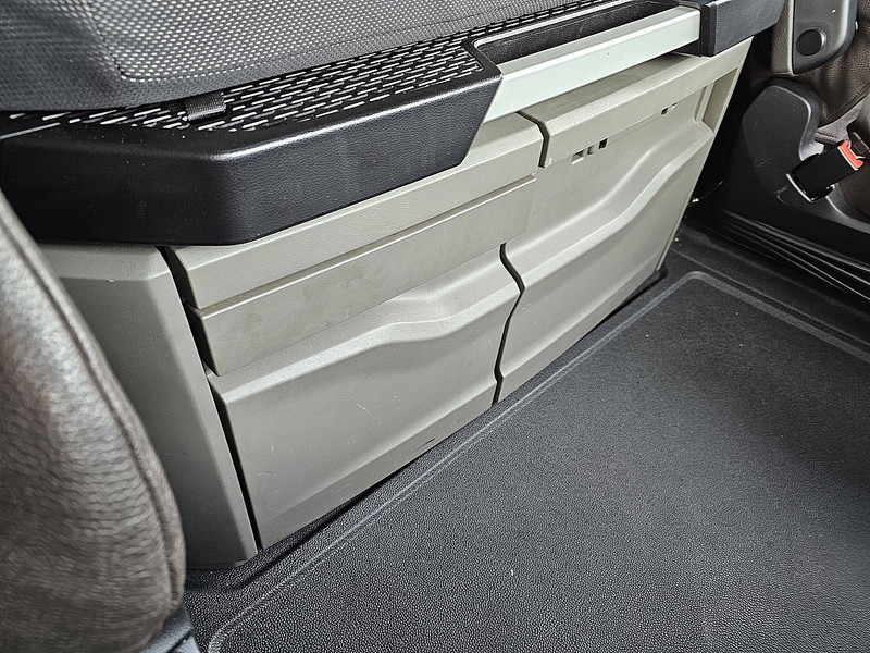 Kamion za prevoz kontejnera/ Kamion sa promenjivim sandukom MAN 26.510 TGX GX 6X2 INTARDER: slika 10