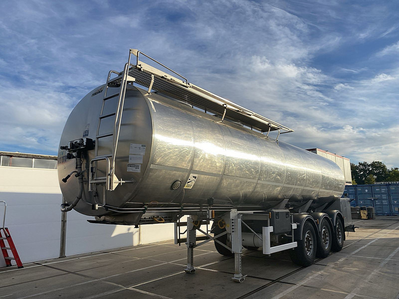 Magyar S38DD3 FOODSTUFF MILK - Poluprikolica cisterna: slika 1 Magyar S38DD3 FOODSTUFF MILK - Poluprikolica cisterna: slika 1