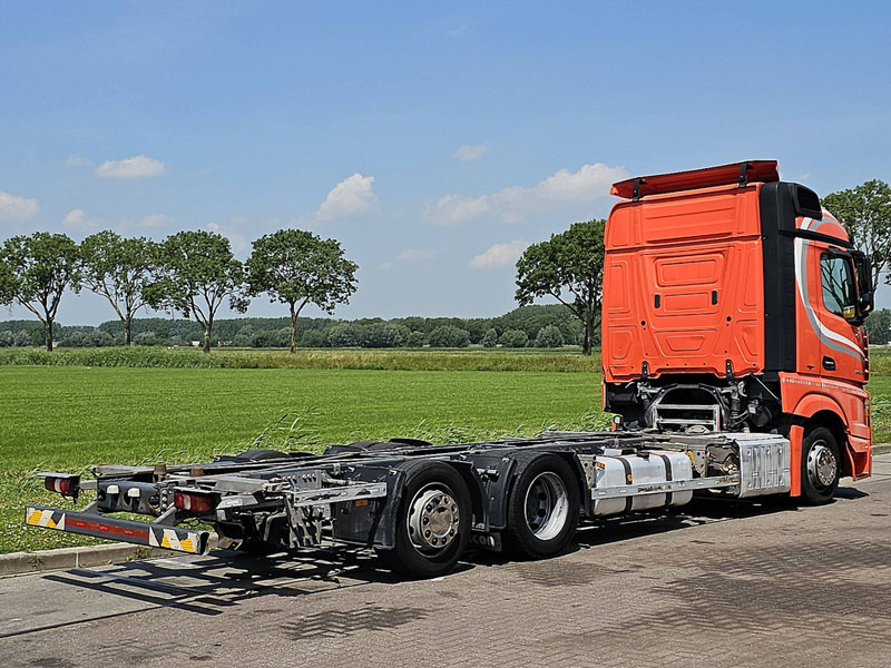 Mercedes-Benz ACTROS 2545 LS - Kamion za prevoz kontejnera/ Kamion sa promenjivim sandukom: slika 3 Mercedes-Benz ACTROS 2545 LS - Kamion za prevoz kontejnera/ Kamion sa promenjivim sandukom: slika 3