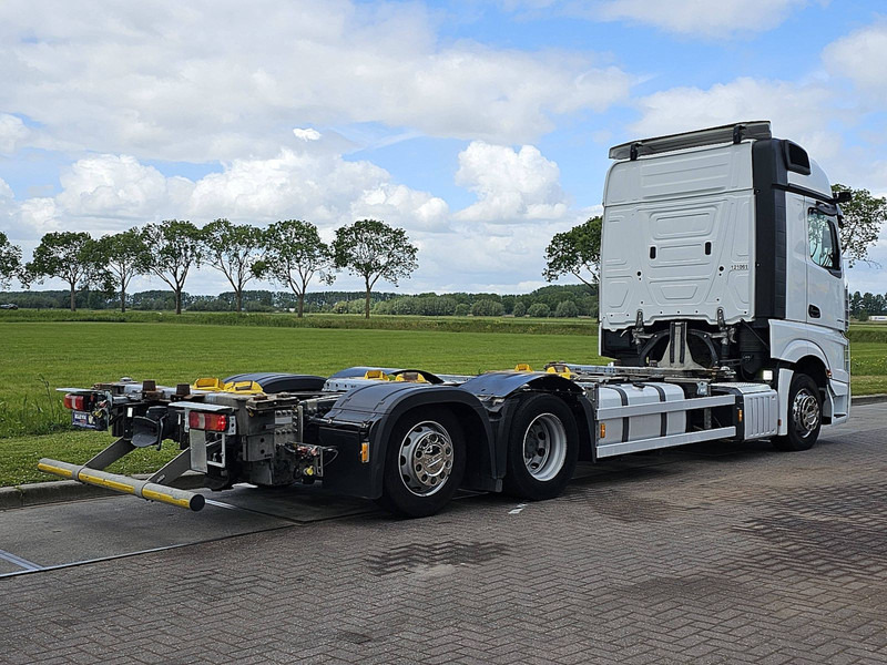 Mercedes-Benz ACTROS 2545 LS - Kamion za prevoz kontejnera/ Kamion sa promenjivim sandukom: slika 3 Mercedes-Benz ACTROS 2545 LS - Kamion za prevoz kontejnera/ Kamion sa promenjivim sandukom: slika 3
