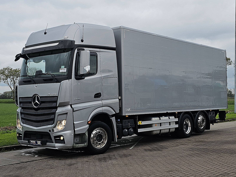 Mercedes-Benz ACTROS 2645 6X2*4 RET. 3T LIFT - Kamion sa zatvorenim sandukom: slika 2 Mercedes-Benz ACTROS 2645 6X2*4 RET. 3T LIFT - Kamion sa zatvorenim sandukom: slika 2
