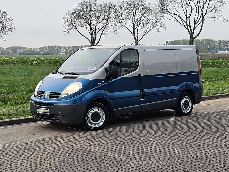 Renault Trafic 2.0 DCI L1H1 - Mali kombi: slika 2 Renault Trafic 2.0 DCI L1H1 - Mali kombi: slika 2