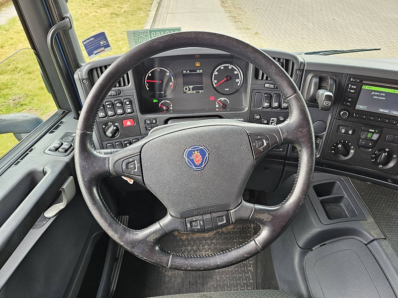 Kamion sa golom šasijom i zatvorenom kabinom Scania P250 310TKM AIRCO WB560: slika 13