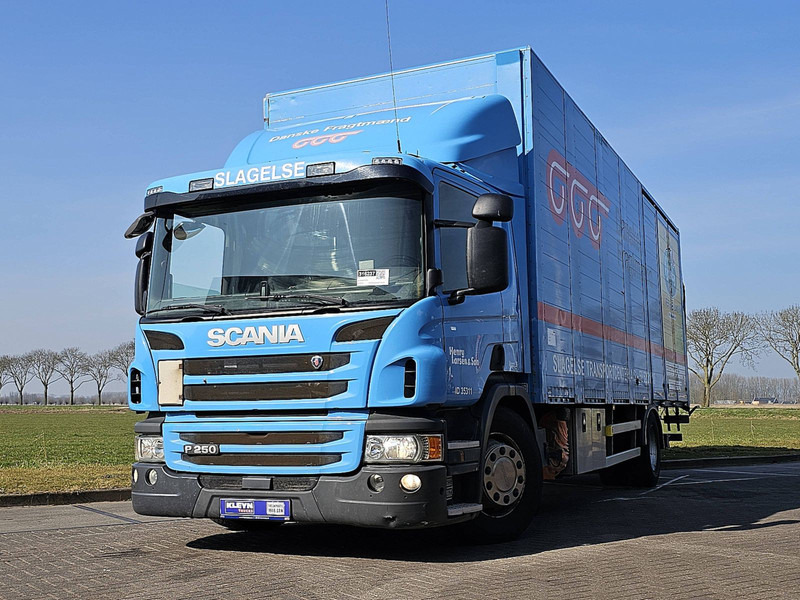 Scania P250 4X2MLB AIRCO WB 590 - Kamion sa zatvorenim sandukom: slika 1 Scania P250 4X2MLB AIRCO WB 590 - Kamion sa zatvorenim sandukom: slika 1