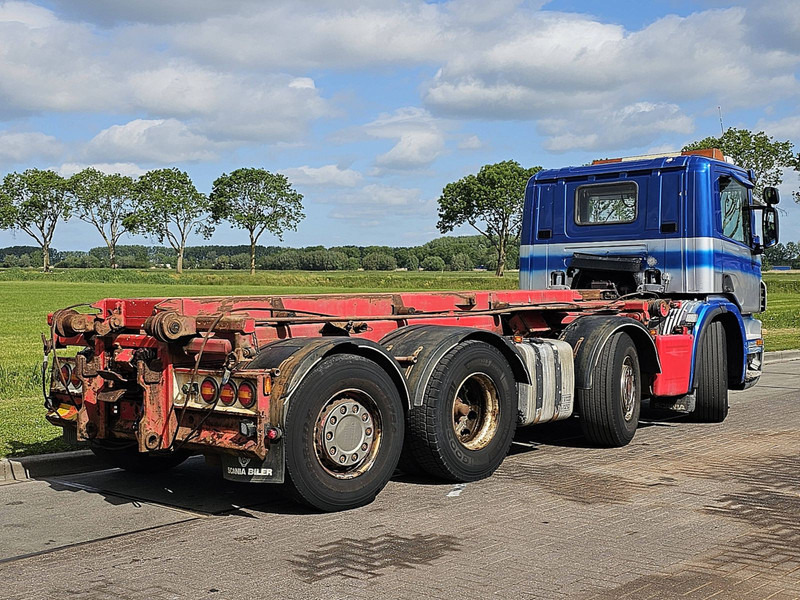 Scania P380 8X2 MANUAL - Kamion sa golom šasijom i zatvorenom kabinom: slika 3 Scania P380 8X2 MANUAL - Kamion sa golom šasijom i zatvorenom kabinom: slika 3