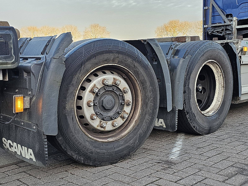 Kamion za prevoz kontejnera/ Kamion sa promenjivim sandukom Scania R410 6X2*4 RET. CNG GAS: slika 16 Kamion za prevoz kontejnera/ Kamion sa promenjivim sandukom Scania R410 6X2*4 RET. CNG GAS: slika 16