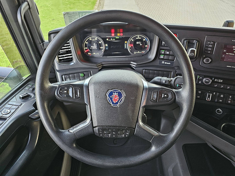 Kamion za prevoz kontejnera/ Kamion sa promenjivim sandukom Scania R410 6X2*4 RET. CNG GAS: slika 13 Kamion za prevoz kontejnera/ Kamion sa promenjivim sandukom Scania R410 6X2*4 RET. CNG GAS: slika 13