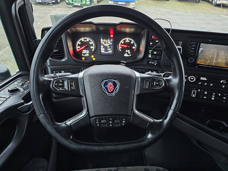 Kamion sa ceradom Scania S450 6X2*4 RET. FORKLIFTC: slika 13