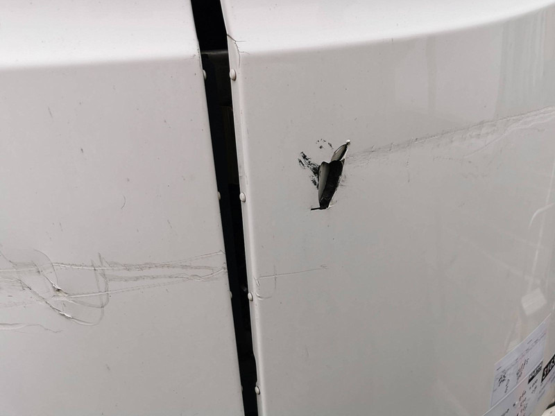 Poluprikolica hladnjače Schmitz Cargobull SKO 24 SCB ENGINE Schmitz; Taillift: slika 10