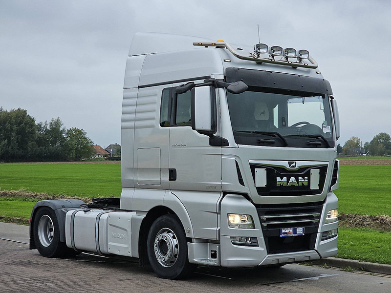 MAN 18.500 TGX XLX 2X TANK NIGHT AC - Tegljač: slika 5 MAN 18.500 TGX XLX 2X TANK NIGHT AC - Tegljač: slika 5