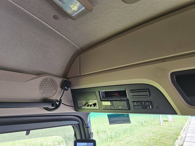 Tegljač Mercedes-Benz ACTROS 1846 4X4 HAD PTO+HYDR.: slika 11 Tegljač Mercedes-Benz ACTROS 1846 4X4 HAD PTO+HYDR.: slika 11