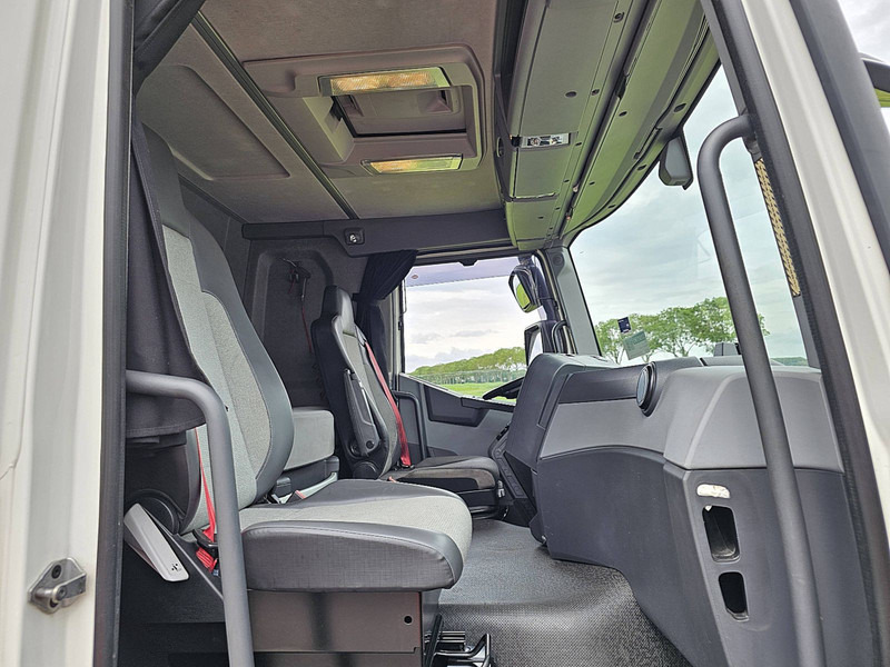 Tegljač Renault T 460 FULL ADR ALCOA: slika 7 Tegljač Renault T 460 FULL ADR ALCOA: slika 7