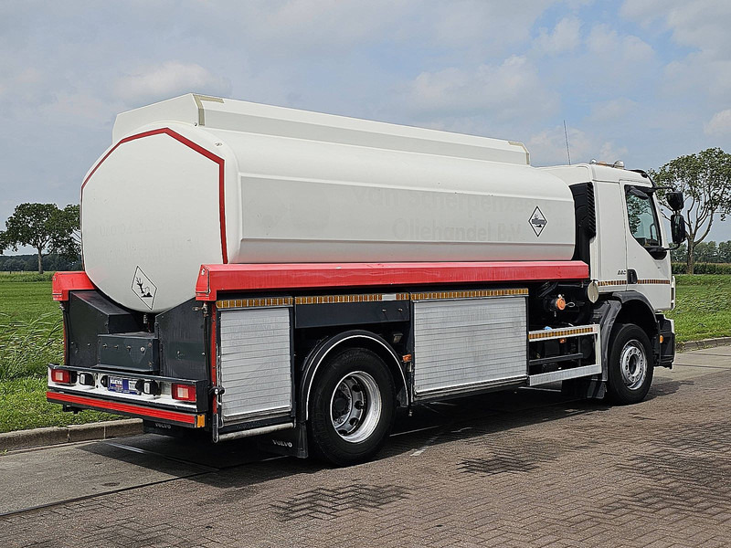 Volvo FE 260.18 - Kamion cisterna: slika 3 Volvo FE 260.18 - Kamion cisterna: slika 3
