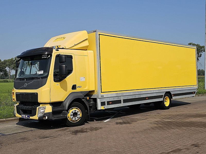 Volvo FL 250.12 AIRCO 6 CYL. - Kamion sa zatvorenim sandukom: slika 2 Volvo FL 250.12 AIRCO 6 CYL. - Kamion sa zatvorenim sandukom: slika 2