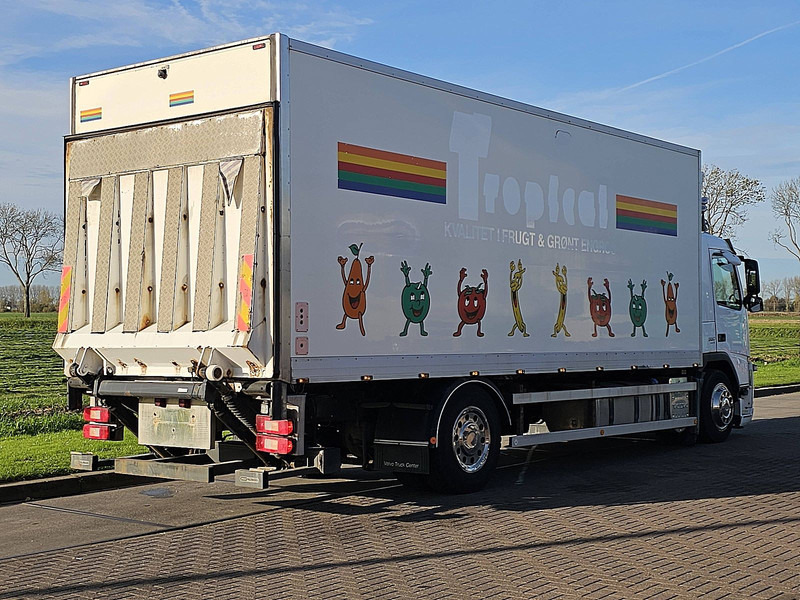 Volvo FM 11.330 3 SEATS LIFT 290TKM - Kamion sa zatvorenim sandukom: slika 3 Volvo FM 11.330 3 SEATS LIFT 290TKM - Kamion sa zatvorenim sandukom: slika 3