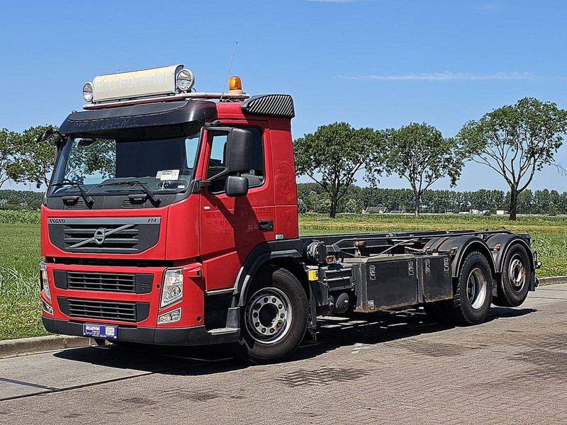 Volvo FM 11.330 6X2 MANUAL WB460 - Kamion sa golom šasijom i zatvorenom kabinom: slika 2 Volvo FM 11.330 6X2 MANUAL WB460 - Kamion sa golom šasijom i zatvorenom kabinom: slika 2