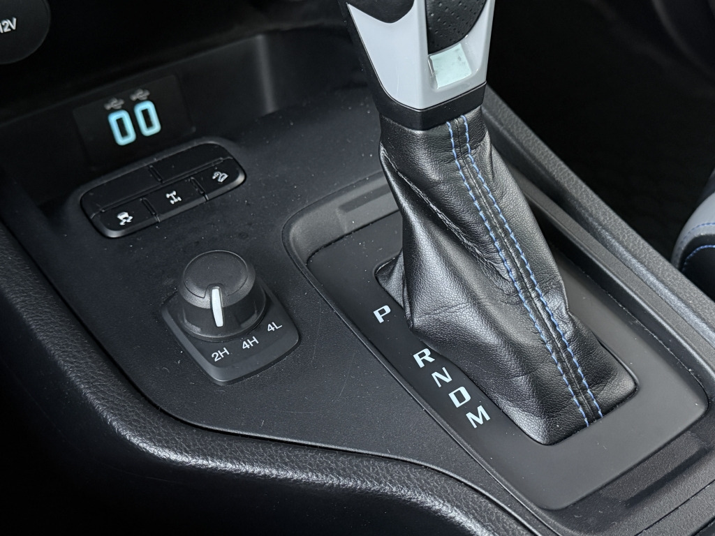 Ford Ranger 2.0L Ecoblue Raptor DoKa 4x4 Standheizung - SUVSUV: slika 2 Ford Ranger 2.0L Ecoblue Raptor DoKa 4x4 Standheizung - SUVSUV: slika 2