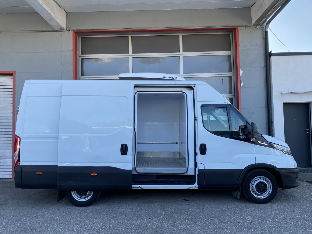 Iveco Daily 35S14 Hi-Matic Klimaautom. Kerstner 206 RA - Dostavno vozilo hladnjača: slika 4 Iveco Daily 35S14 Hi-Matic Klimaautom. Kerstner 206 RA - Dostavno vozilo hladnjača: slika 4
