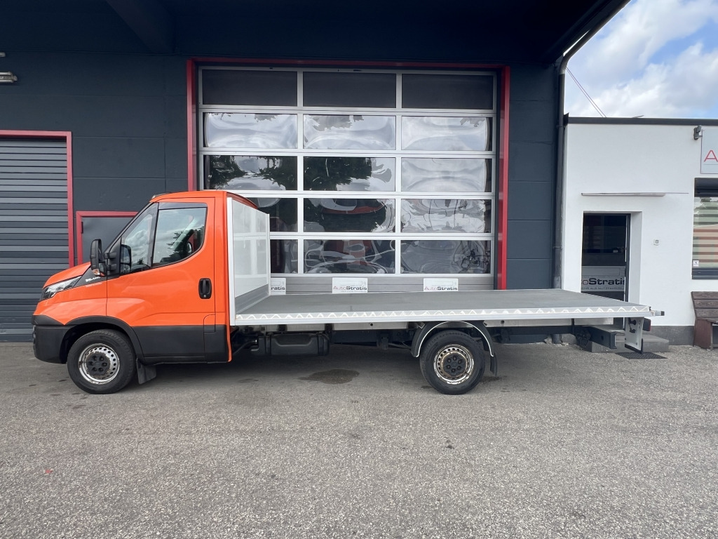 Iveco Daily 35S14 MAXI 4,35m Plattform Klima Kamera - Dostavno vozilo sa otvorenom sandukom: slika 4 Iveco Daily 35S14 MAXI 4,35m Plattform Klima Kamera - Dostavno vozilo sa otvorenom sandukom: slika 4