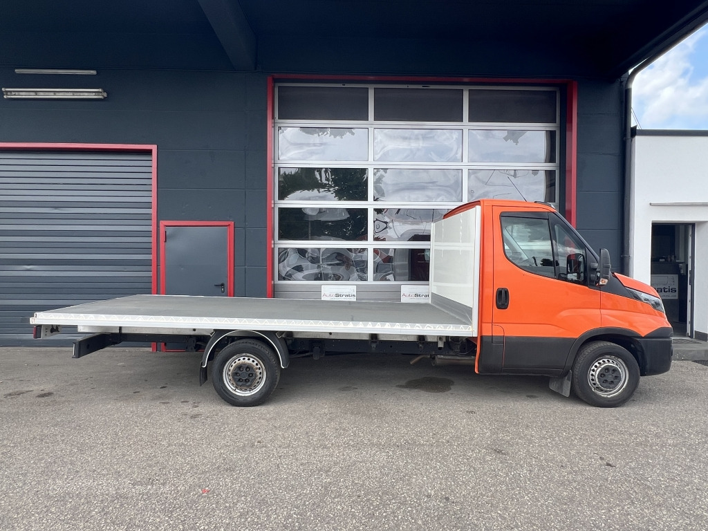 Iveco Daily 35S14 MAXI 4,35m Plattform Klima Kamera - Dostavno vozilo sa otvorenom sandukom: slika 3 Iveco Daily 35S14 MAXI 4,35m Plattform Klima Kamera - Dostavno vozilo sa otvorenom sandukom: slika 3
