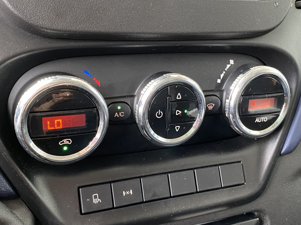 Iveco Daily 65C21 3,6m P+P+LBW Klima Automat. Webasto - Dostavno vozilo sa ceradom: slika 3 Iveco Daily 65C21 3,6m P+P+LBW Klima Automat. Webasto - Dostavno vozilo sa ceradom: slika 3