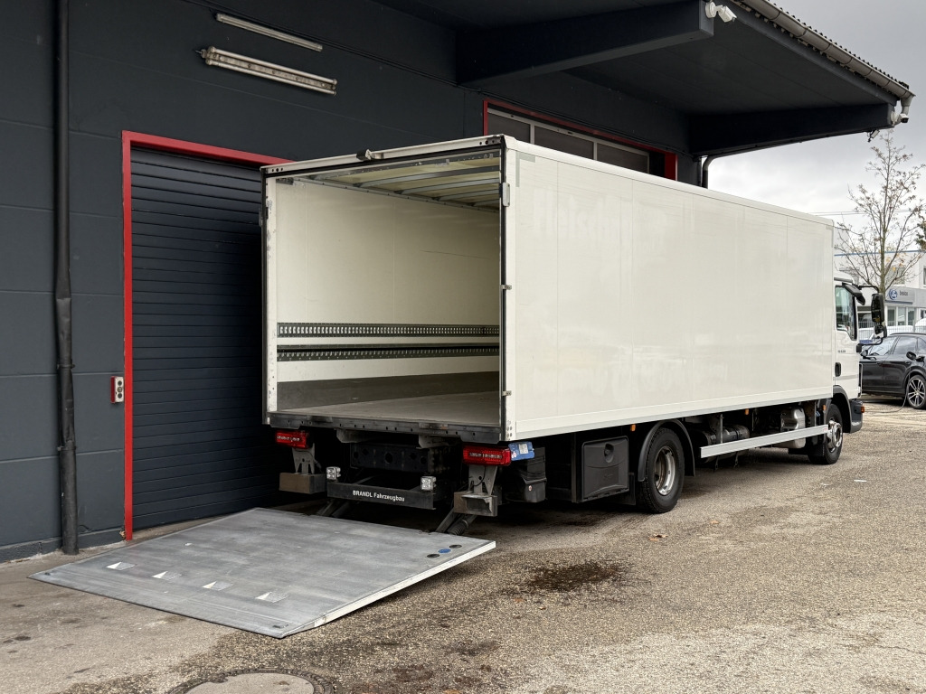 MAN TGL 12.220 Klimaautom. Kamera NAVI 7,1m Koff+LBW - Kamion sa zatvorenim sandukom: slika 5 MAN TGL 12.220 Klimaautom. Kamera NAVI 7,1m Koff+LBW - Kamion sa zatvorenim sandukom: slika 5