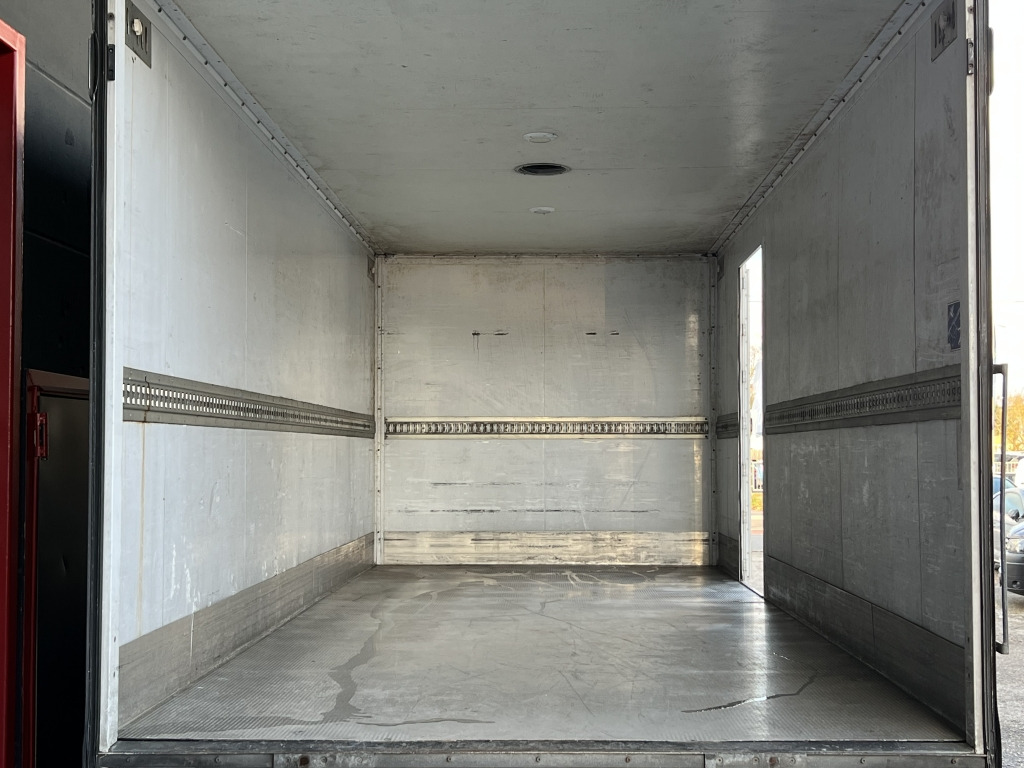 Mercedes-Benz Atego 816 LBW 1.000KG orig. 278.000km Start Stop - Dostavno vozilo sa zatvorenim sandukom: slika 4 Mercedes-Benz Atego 816 LBW 1.000KG orig. 278.000km Start Stop - Dostavno vozilo sa zatvorenim sandukom: slika 4