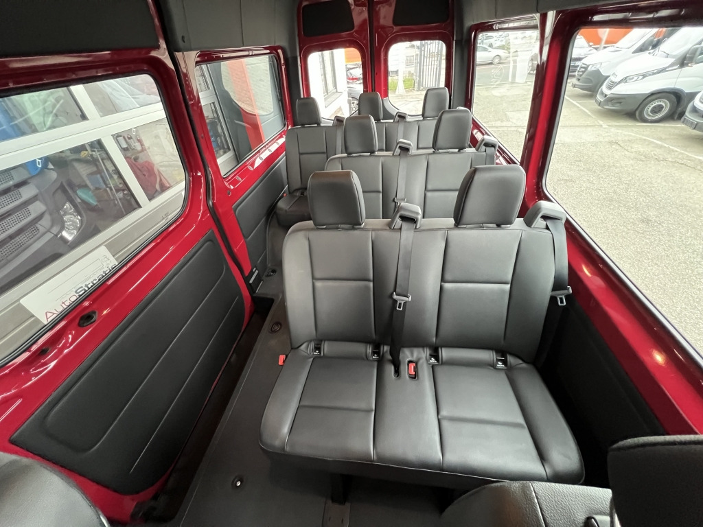 Mercedes-Benz Sprinter 314 CDI Tourer Klima +Fond 9-Sitze MBUX - Automobil: slika 3 Mercedes-Benz Sprinter 314 CDI Tourer Klima +Fond 9-Sitze MBUX - Automobil: slika 3