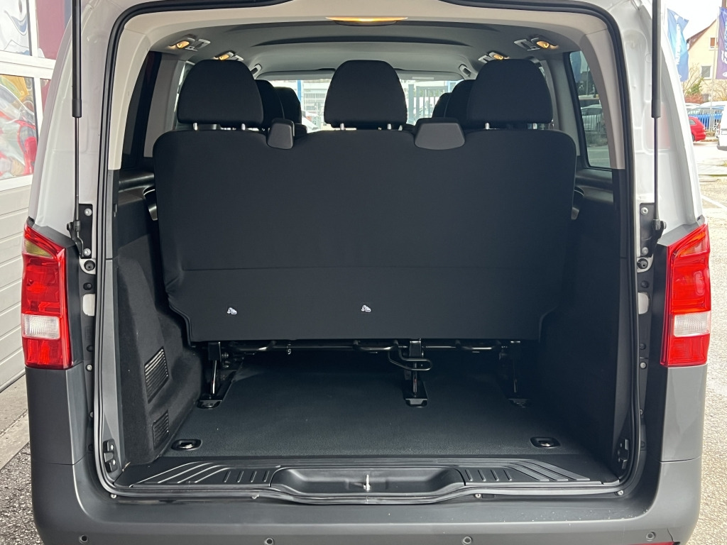 Mercedes-Benz Vito 114 CDI Tourer Pro lang Klima NAVI 9-Sitzer - Karavan: slika 2 Mercedes-Benz Vito 114 CDI Tourer Pro lang Klima NAVI 9-Sitzer - Karavan: slika 2