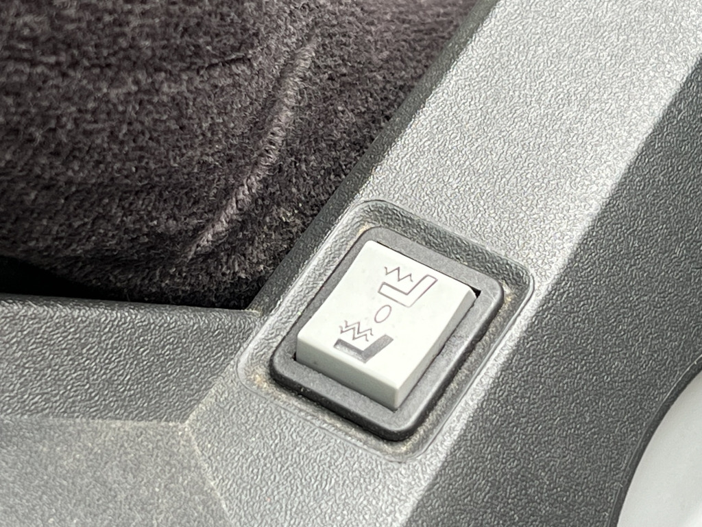 Mercedes-Benz Actros 1841 MP2 Klima Retarder Kühlbox EPS+Pedal - Tegljač: slika 4 Mercedes-Benz Actros 1841 MP2 Klima Retarder Kühlbox EPS+Pedal - Tegljač: slika 4