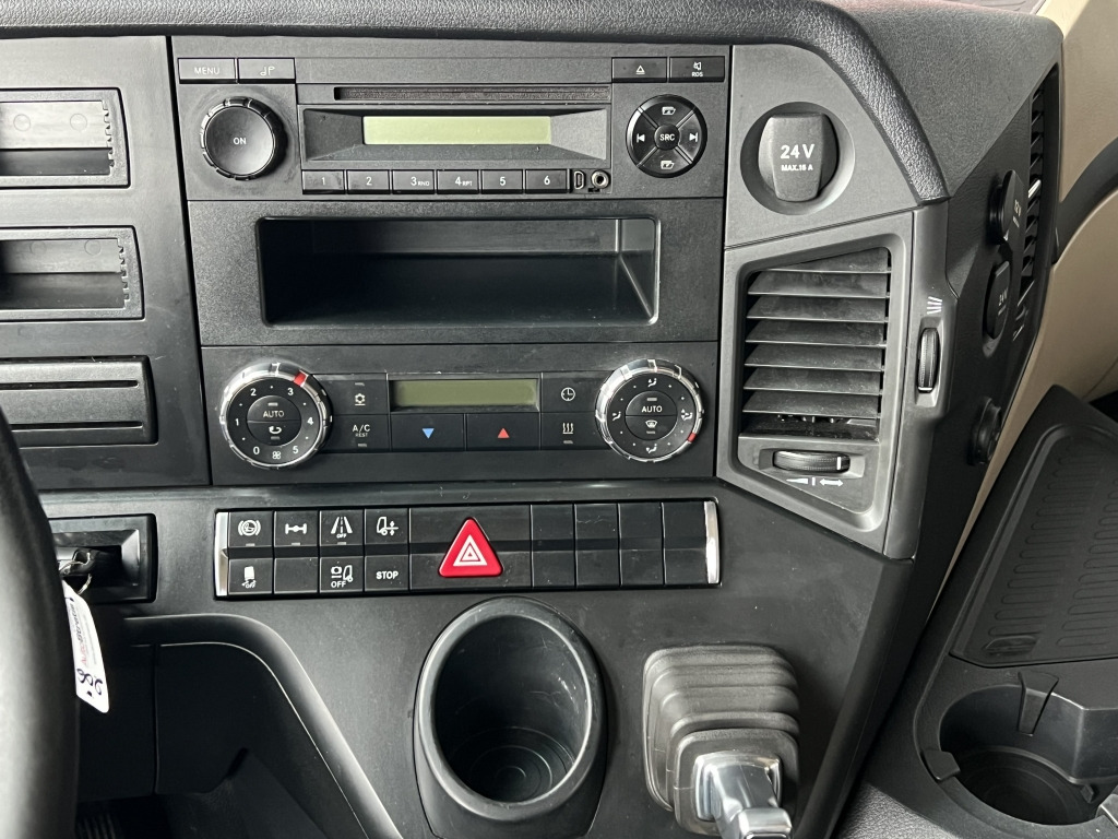 Mercedes-Benz Actros 1843 Klima Retarder ACC-Abstandstempomat - Tegljač: slika 3 Mercedes-Benz Actros 1843 Klima Retarder ACC-Abstandstempomat - Tegljač: slika 3