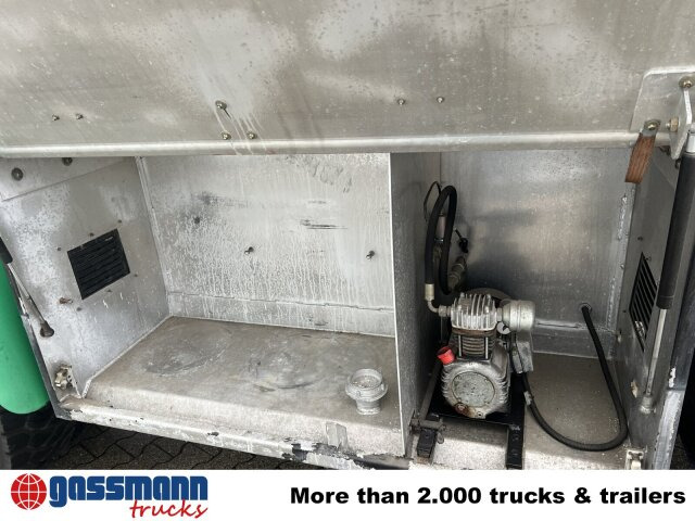 Iveco 190EH30 4x4 - Kamion cisterna: slika 3 Iveco 190EH30 4x4 - Kamion cisterna: slika 3