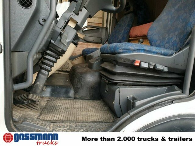 Kamion sa tovarnim sandukom, Kamion sa dizalicom Iveco Euro Cargo ML 80 E 18, Hiab Kran 060-2: slika 15