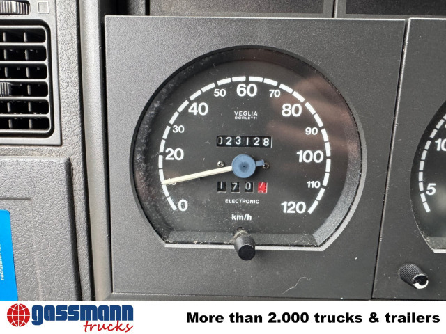 Iveco EuroFire FF 100 E 21 WR tector 4x4 Doka, LF 8/6 - Vatrogasni kamion: slika 5 Iveco EuroFire FF 100 E 21 WR tector 4x4 Doka, LF 8/6 - Vatrogasni kamion: slika 5