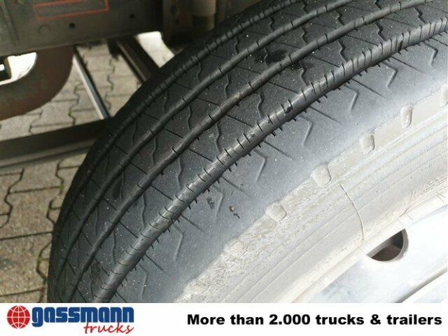 MAN 10.224 LC 4x2 BB Doka, TLF 16/12, 6-Zylinder - Vatrogasni kamion: slika 3 MAN 10.224 LC 4x2 BB Doka, TLF 16/12, 6-Zylinder - Vatrogasni kamion: slika 3