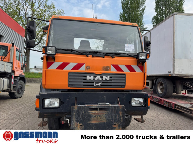 MAN 14.225 LAK 4x4 BB, Winterdienstausstattung - Istovarivač: slika 2 MAN 14.225 LAK 4x4 BB, Winterdienstausstattung - Istovarivač: slika 2