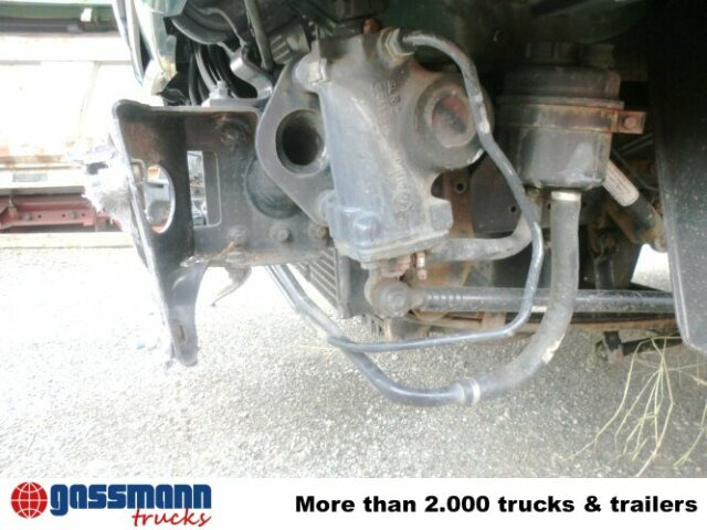 MAN L33 8.180 C 4x2, Unfallfahrzeug mit - Kamion sa zatvorenim sandukom: slika 5 MAN L33 8.180 C 4x2, Unfallfahrzeug mit - Kamion sa zatvorenim sandukom: slika 5