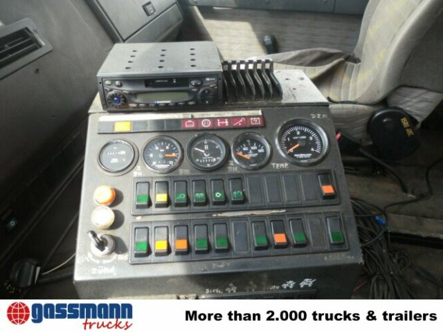 MAN M03 14.152 4x2, Schienenkehrmaschine - Autočistilica: slika 2 MAN M03 14.152 4x2, Schienenkehrmaschine - Autočistilica: slika 2