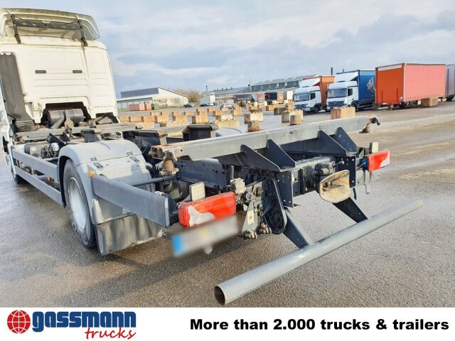 MAN TGA 18.350 4x2 LL, Fahrschulausstattung - Kamion za prevoz kontejnera/ Kamion sa promenjivim sandukom: slika 2 MAN TGA 18.350 4x2 LL, Fahrschulausstattung - Kamion za prevoz kontejnera/ Kamion sa promenjivim sandukom: slika 2