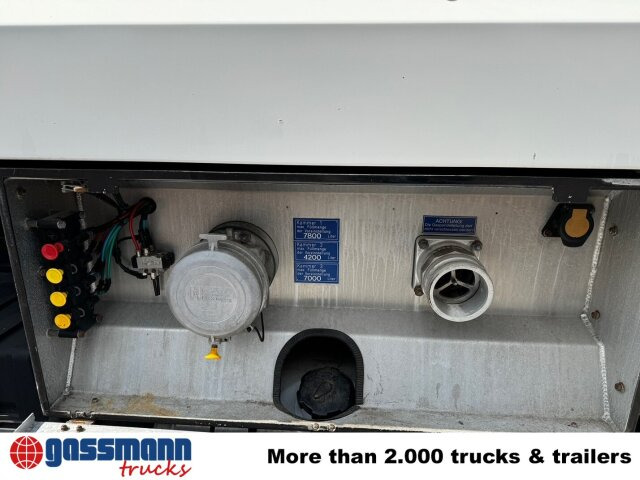 MAN TGA 26.390 6X2-4 BL, Lenk-/Liftachse, Willig - Kamion cisterna: slika 3 MAN TGA 26.390 6X2-4 BL, Lenk-/Liftachse, Willig - Kamion cisterna: slika 3