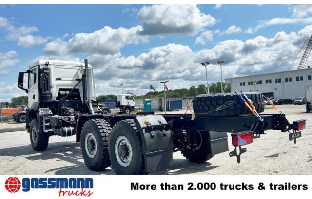 MAN TGS 33.440 6x6 BB CH, Euro2, Einzelbereifung - Kamion sa golom šasijom i zatvorenom kabinom: slika 4 MAN TGS 33.440 6x6 BB CH, Euro2, Einzelbereifung - Kamion sa golom šasijom i zatvorenom kabinom: slika 4