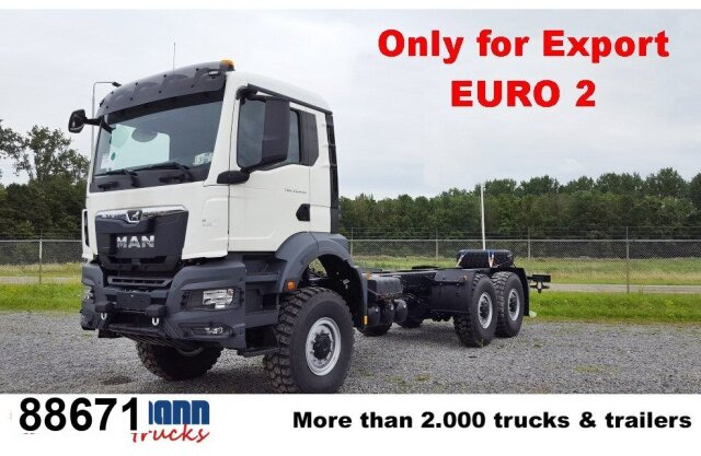 MAN TGS 33.440 6x6 BB CH, Euro2, Einzelbereifung - Kamion sa golom šasijom i zatvorenom kabinom: slika 1 MAN TGS 33.440 6x6 BB CH, Euro2, Einzelbereifung - Kamion sa golom šasijom i zatvorenom kabinom: slika 1