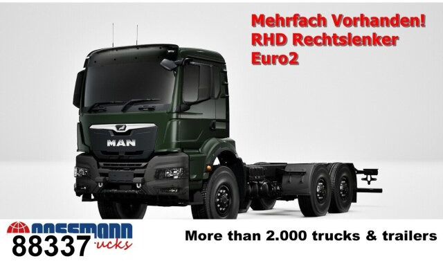 MAN TGS 33.440 6x6 BB CH RHD, Euro2, Rechtslenker, - Kamion sa golom šasijom i zatvorenom kabinom: slika 1 MAN TGS 33.440 6x6 BB CH RHD, Euro2, Rechtslenker, - Kamion sa golom šasijom i zatvorenom kabinom: slika 1