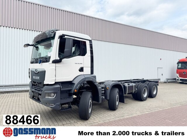 MAN TGS 35.480 8x8 BB CH, Hohe Bauart, Nebenantrieb - Kamion sa golom šasijom i zatvorenom kabinom: slika 1 MAN TGS 35.480 8x8 BB CH, Hohe Bauart, Nebenantrieb - Kamion sa golom šasijom i zatvorenom kabinom: slika 1