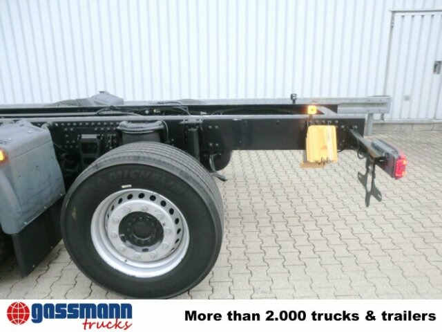 MAN TGS 50.480 BB 10x4, 2x VORHANDEN! - Kamion sa golom šasijom i zatvorenom kabinom: slika 5 MAN TGS 50.480 BB 10x4, 2x VORHANDEN! - Kamion sa golom šasijom i zatvorenom kabinom: slika 5