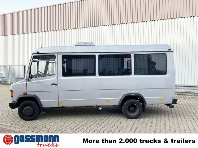 Mercedes-Benz 711 D-KA 4x2, Standklima, 11-Sitze, 2 x on stock - Kamion sa zatvorenim sandukom: slika 2 Mercedes-Benz 711 D-KA 4x2, Standklima, 11-Sitze, 2 x on stock - Kamion sa zatvorenim sandukom: slika 2